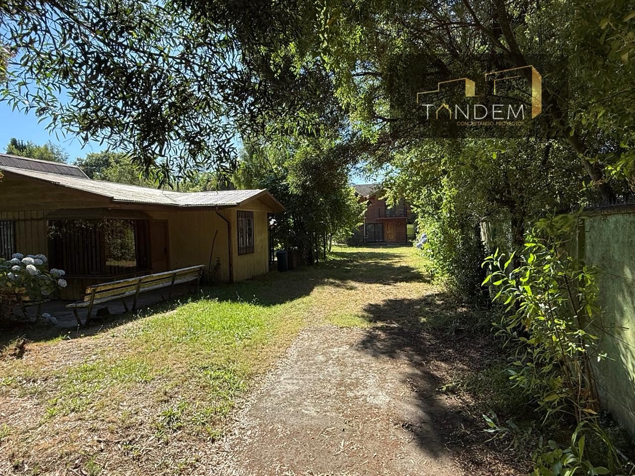 Imagen de Se Vende, Terreno con 2 casas a 1 Cuadra de la Playa Grande de Licánray