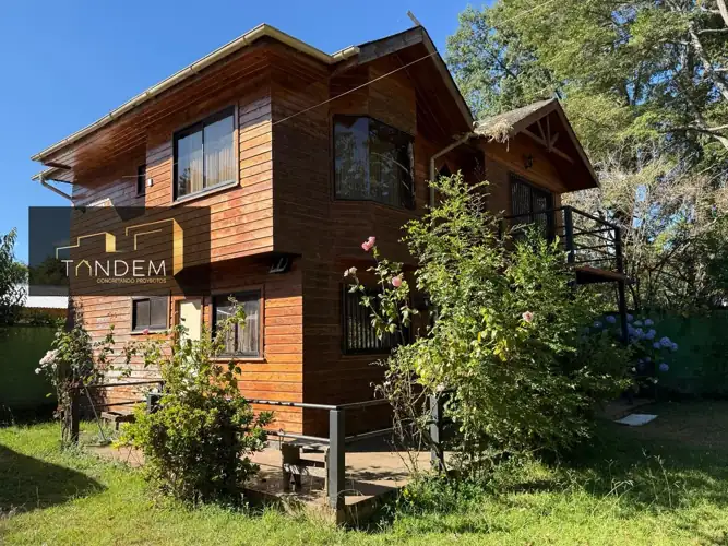 Imagen de Se Vende, Terreno con 2 casas a 1 Cuadra de la Playa Grande de Licánray