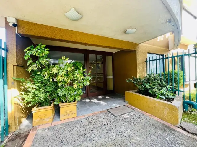 Imagen de Arrendamos soleado Departamento en Thiers