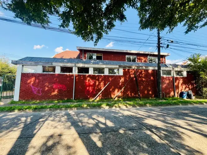 Imagen de En Venta Casa esquina en Parque Nacional Huerquehue