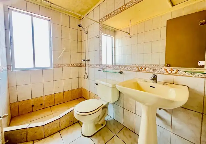 Imagen de En Venta Casa esquina en Parque Nacional Huerquehue