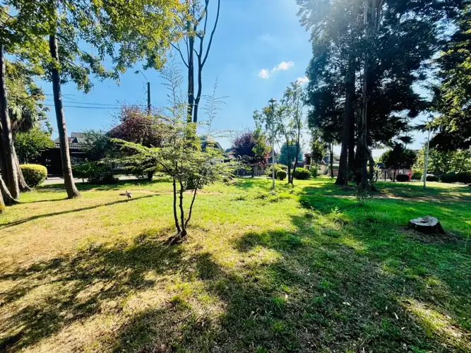 Imagen de En Venta Casa esquina en Parque Nacional Huerquehue