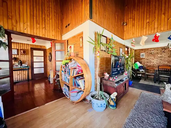 Imagen de Vendemos casa ubicada en Pablo Neruda 