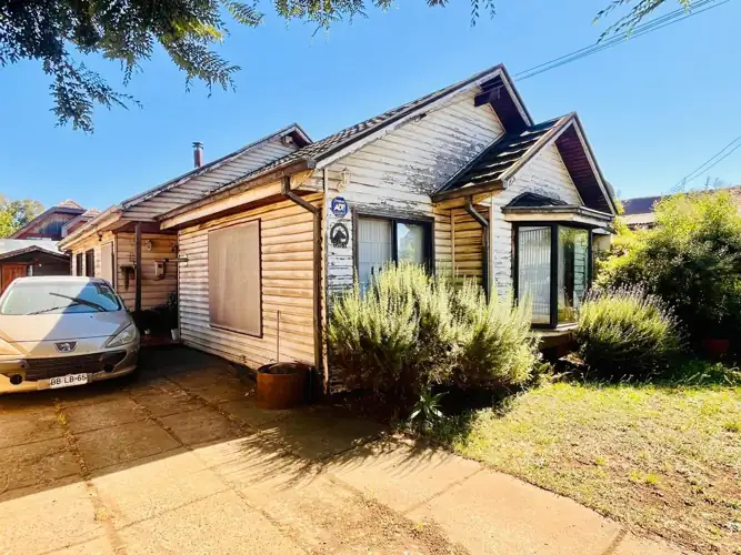 Imagen de Vendemos casa ubicada en Pablo Neruda 