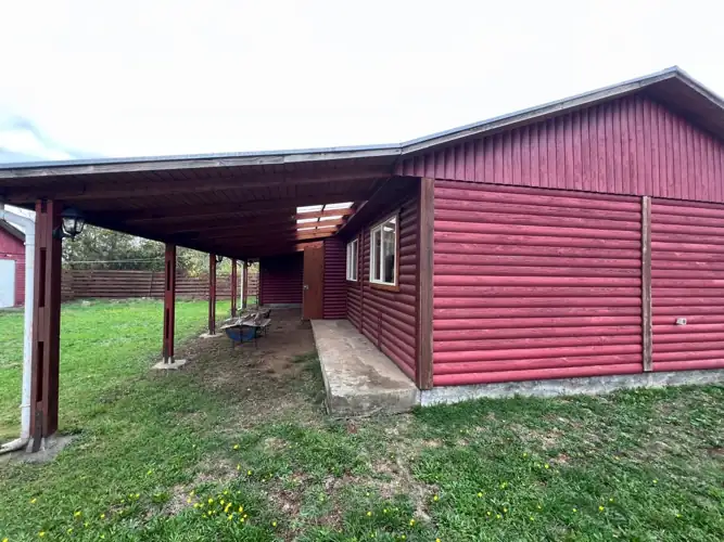Imagen de Casa, camino a Huichahue, amplio terreno.