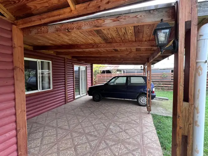 Imagen de Casa, camino a Huichahue, amplio terreno.