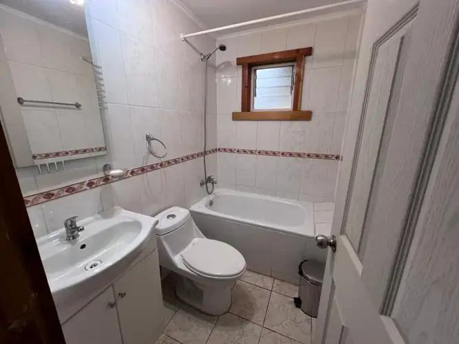 Imagen de Casa, camino a Huichahue, amplio terreno.