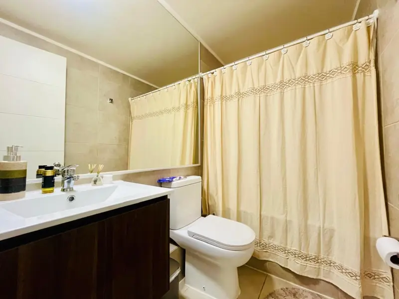 Imagen de En Venta Soleado Departamento en Los Poetas