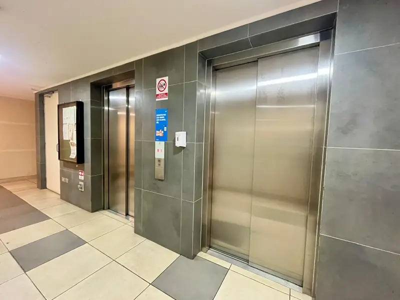 Imagen de En Venta Soleado Departamento en Los Poetas