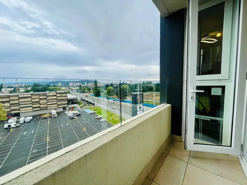 Imagen de En Venta Soleado Departamento en Los Poetas