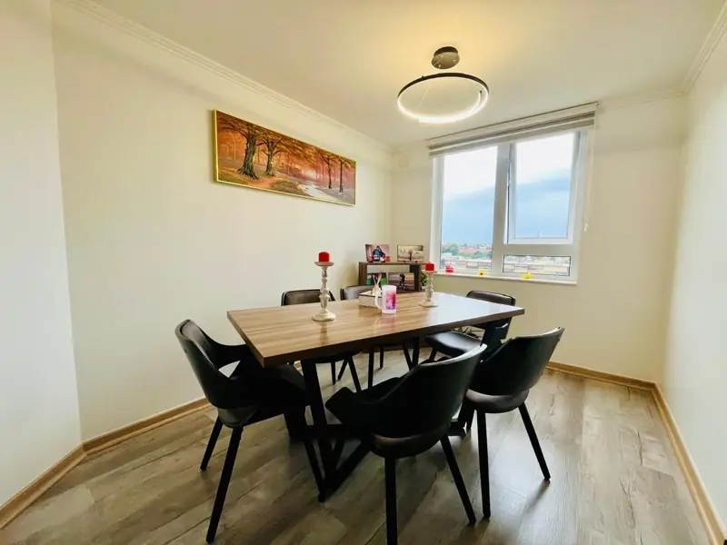 Imagen de En Venta Soleado Departamento en Los Poetas