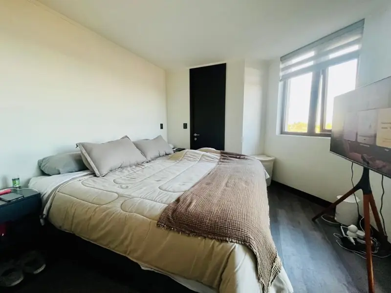 Imagen de Hermoso Departamento en Edificio Alto Inglés