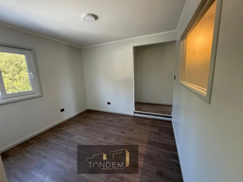 Imagen de Vendemos recien remodelada, Fundo EL Carmen