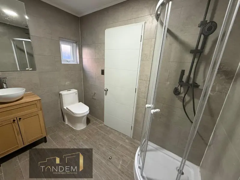 Imagen de Vendemos recien remodelada, Fundo EL Carmen