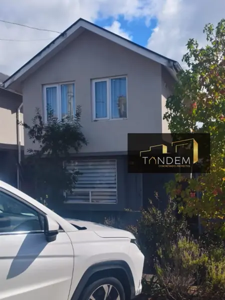 Imagen de Casa en Arriendo, Condominio Entre Bosques, Fundo el Carmen.