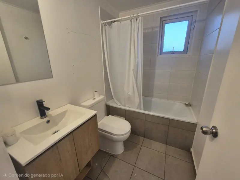 Imagen de Casa en Arriendo, Condominio Entre Bosques, Fundo el Carmen.