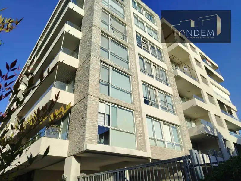 Imagen de Departamento Duplex, 2 cuadras de metro Ines de Suárez