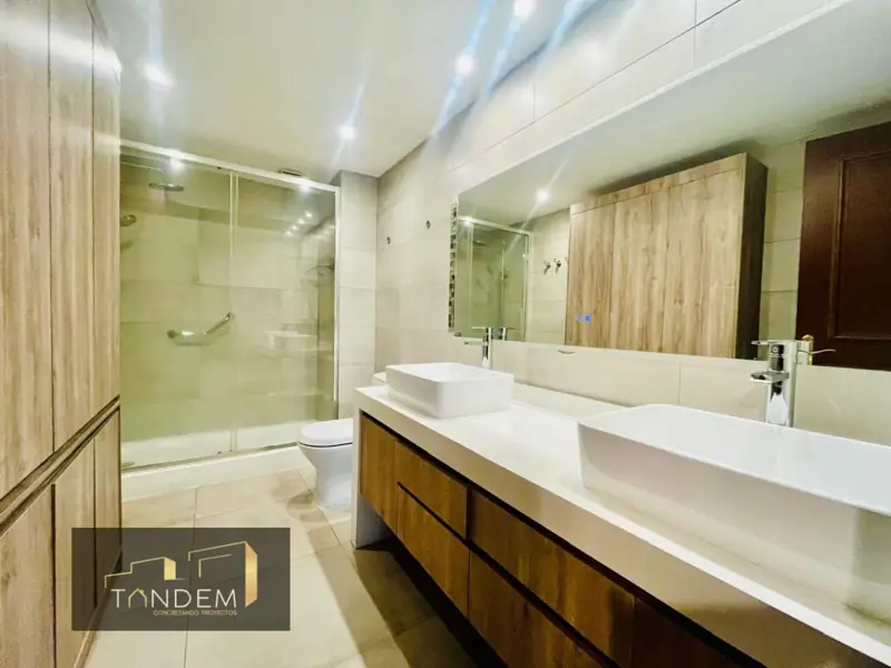 Imagen de Hermoso Departamento en Venta en Avenida Alemania