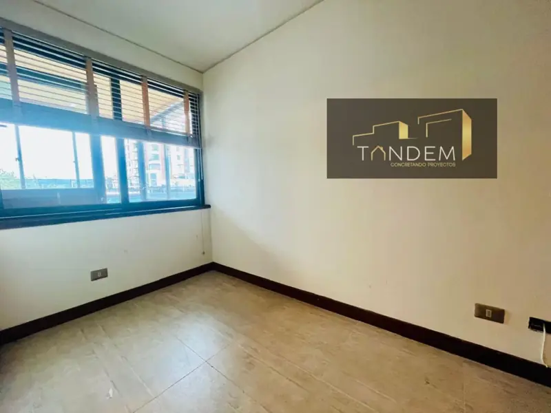 Imagen de Hermoso Departamento en Venta en Avenida Alemania