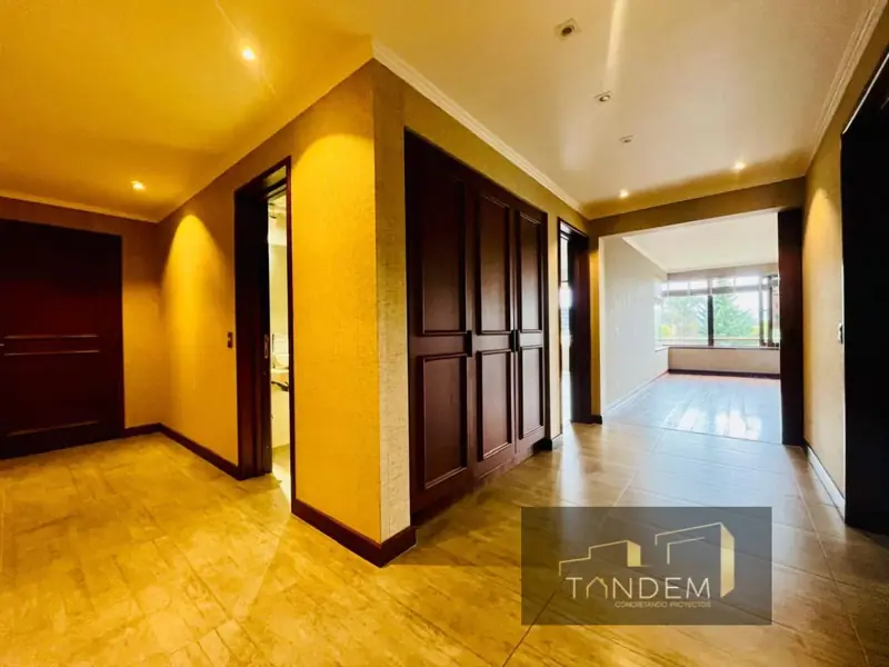 Imagen de Hermoso Departamento en Venta en Avenida Alemania