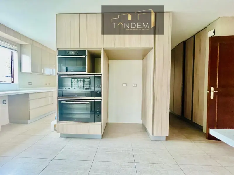 Imagen de Hermoso Departamento en Venta en Avenida Alemania