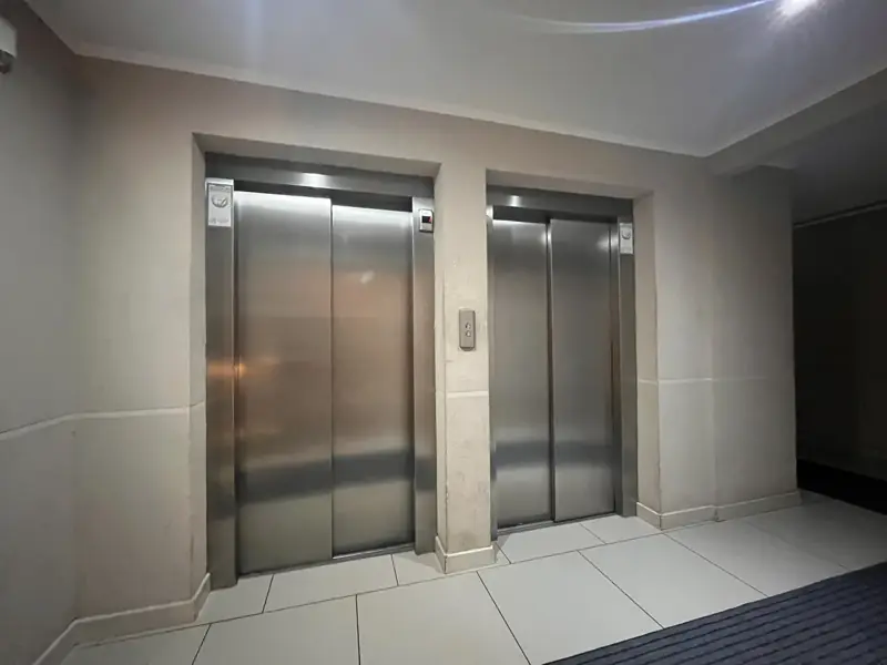 Imagen de DEPARTAMENTO EN EDIFICIO BARCELONA