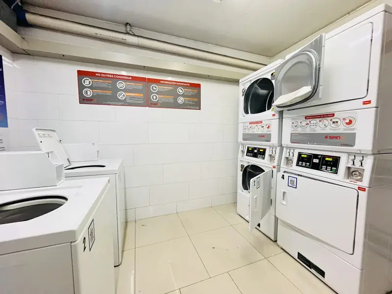 Imagen de DEPARTAMENTO EN EDIFICIO BARCELONA