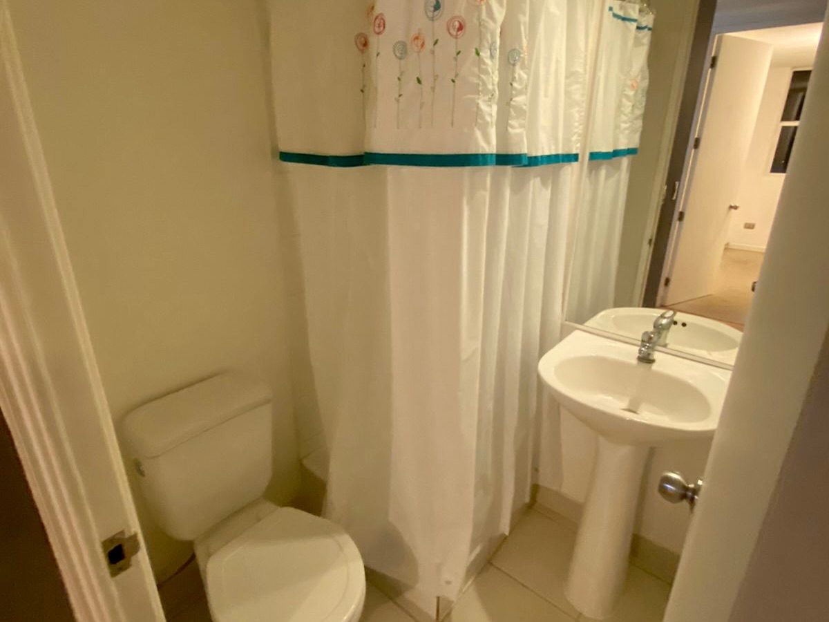 Imagen de OPORTUNIDAD!!! REBAJADISIMO!!! Depto. en Condominio Plaza Club