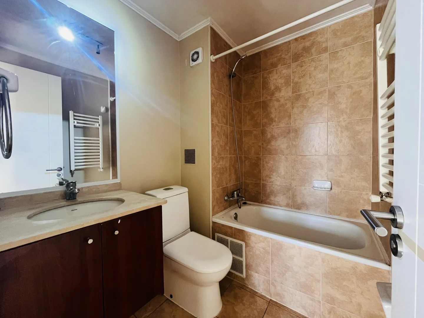 Imagen de Vendemos en Condominio los Conquistadores