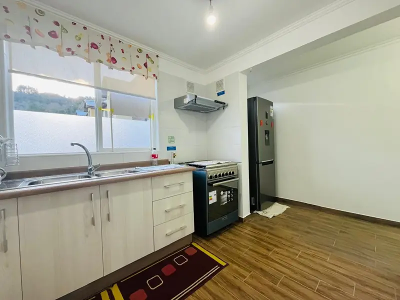 Imagen de Casa semi nueva en Condominio las Mariposas