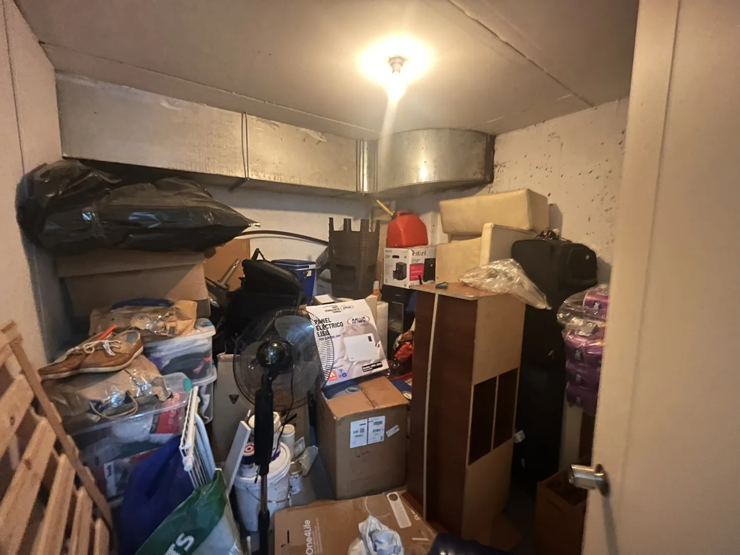 Imagen de Vendemos Hermoso departamento semi nuevo en Edificio Alcalá