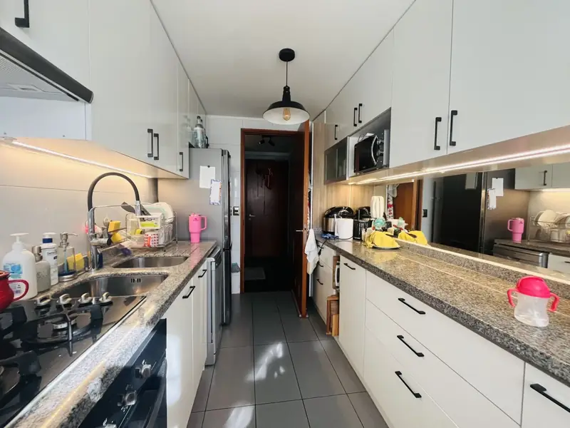 Imagen de Vendemos Hermoso departamento semi nuevo en Edificio Alcalá