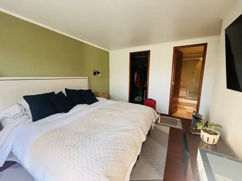 Imagen de Vendemos Hermoso departamento semi nuevo en Edificio Alcalá