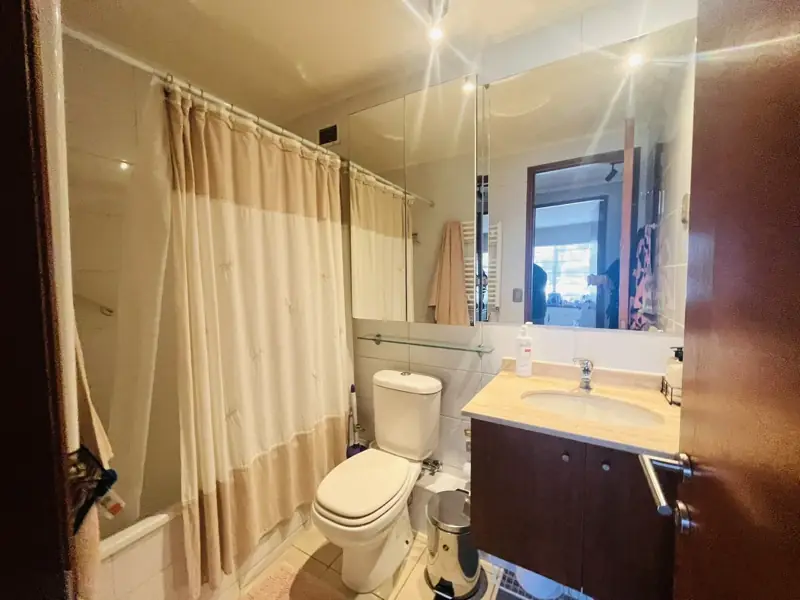 Imagen de Vendemos Hermoso departamento semi nuevo en Edificio Alcalá